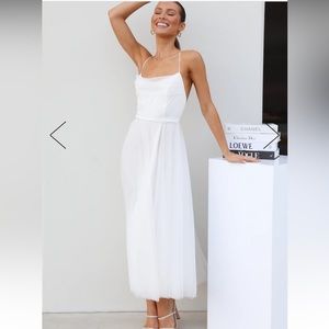 NWT - Hello Molly White Signal My Way Tulle Midi Dress